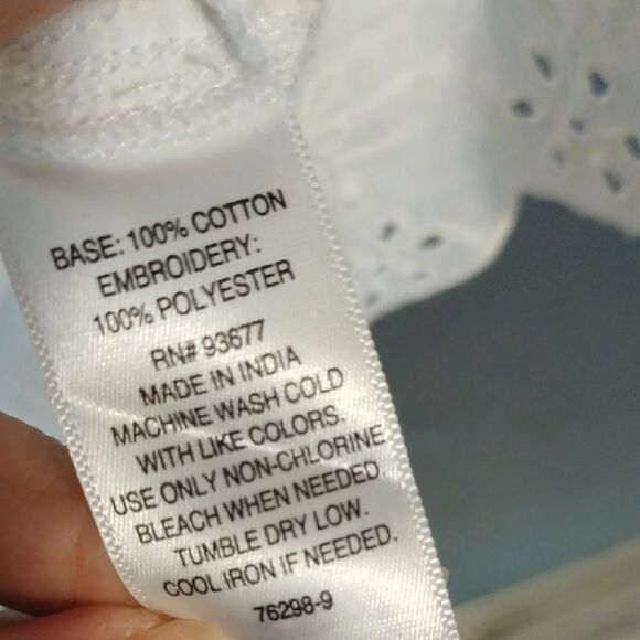 Liz Claiborne White Eyelet Top - Picture 6 of 12